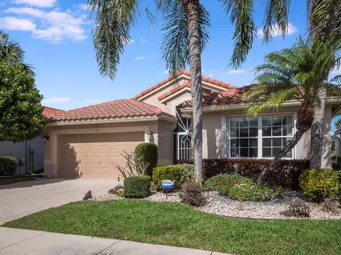 7369 Haviland Cir, Boynton Beach, FL 33437