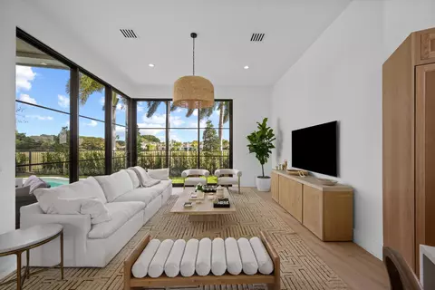 2578 Players Ct, Wellington, FL 33414