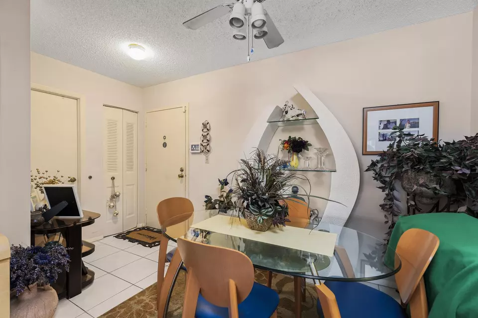 Dining - 4174 Inverrary Dr #413, Lauderhill, FL 33319 photo 2 of 3