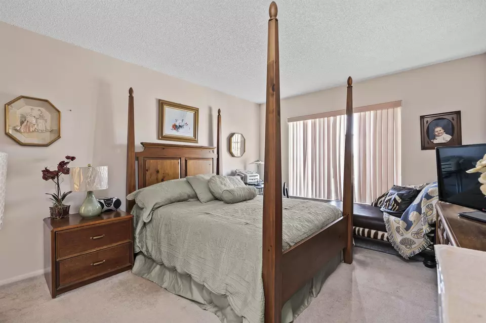 Bedroom - 4174 Inverrary Dr #413, Lauderhill, FL 33319 photo 1 of 5