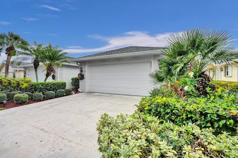 180 Brier Cir, Jupiter, FL 33458