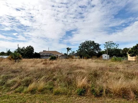 12 Logsdon, North Port, FL 34287
