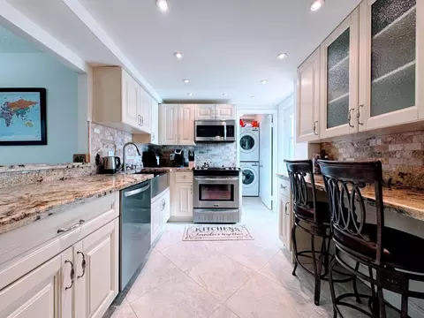 Undisclosed, Boca Raton, FL 33487