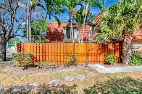 3430 San Bernadino Dr #59-B, Delray Beach, FL 33445