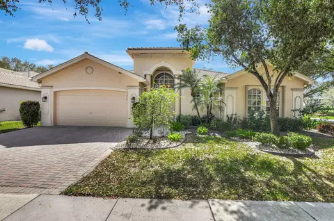 7246 Francisco Bend Dr, Delray Beach, FL 33446
