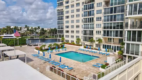 50 East Rd #8D, Delray Beach, FL 33483