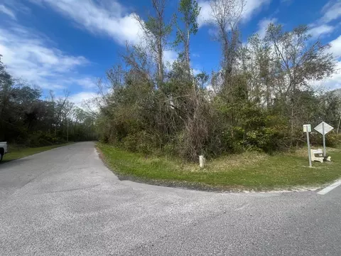 tbd Lake Dr, New Port Richey, FL 34654