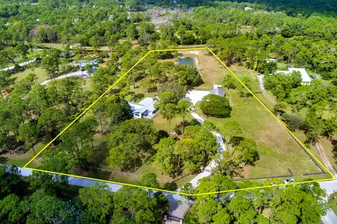 13263 Silver Fox Ln, Palm Beach Gardens, FL 33418