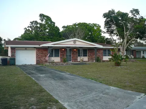 1018 Trinidad Ave, Fort Pierce, FL 34982