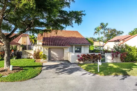 2195 NW 14th St, Delray Beach, FL 33445