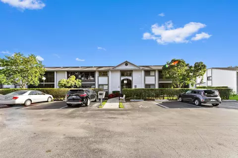15445 Lakes Of Delray Blvd #202, Delray Beach, FL 33484