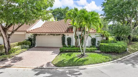 2450 Windsor Way Ct, Wellington, FL 33414