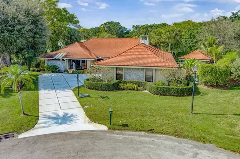 6 Graemoor Ter, Palm Beach Gardens, FL 33418