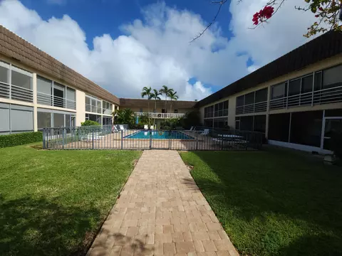 342 Southwind Dr #101, North Palm Beach, FL 33408