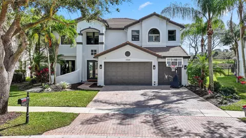 19585 Estuary Dr, Boca Raton, FL 33498