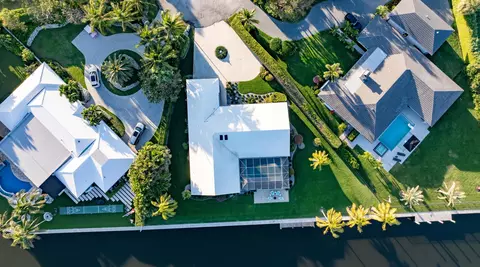 970 Orchid Ln, Gulf Stream, FL 33483