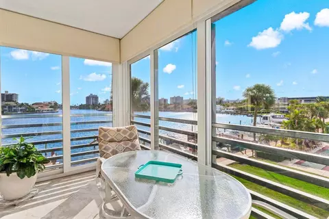 3351 Spanish Trl #308, Delray Beach, FL 33483