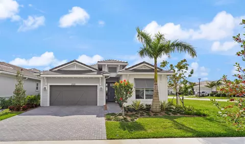 10010 Driftwood Way, Palm Beach Gardens, FL 33412