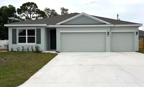 1914 SW Ember St, Port Saint Lucie, FL 34953