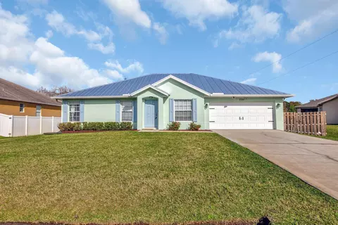 2351 SE Maslan Ave, Port Saint Lucie, FL 34952