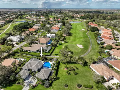 101 Thornton Dr, Palm Beach Gardens, FL 33418
