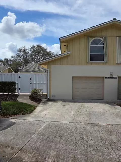 12621 Woodmill Dr, Palm Beach Gardens, FL 33418