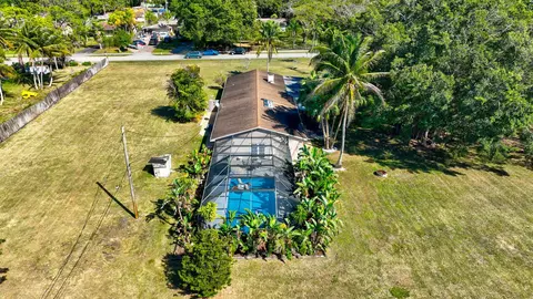 5313 3rd Rd, Lake Worth, FL 33467