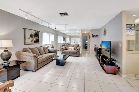 14549 Lucy Dr, Delray Beach, FL 33484