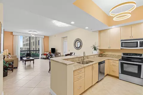 701 S Olive Ave #625, West Palm Beach, FL 33401