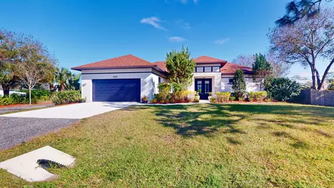 8286 105th Ct, Vero Beach, FL 32967