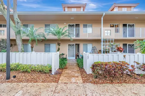 5914 Regal Glen Dr #102, Boynton Beach, FL 33437