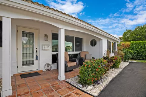 2144 NE 63rd St, Fort Lauderdale, FL 33308