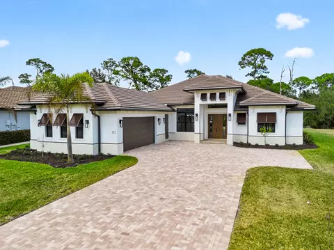 122 SE Via Lago Garda, Port Saint Lucie, FL 34952