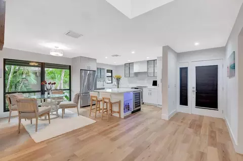7085 Rain Frst, Boca Raton, FL 33434