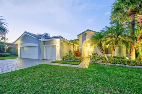 11259 Edgewater Cir, Wellington, FL 33414