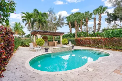 7228 Twin Falls Dr, Boynton Beach, FL 33437