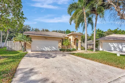 4487 NW 45th Ter, Coconut Creek, FL 33073