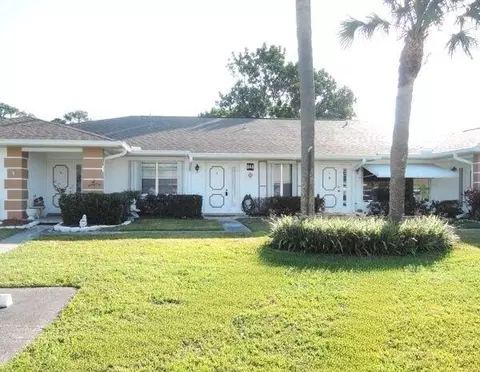 944 Savannas Point Dr #B, Fort Pierce, FL 34982