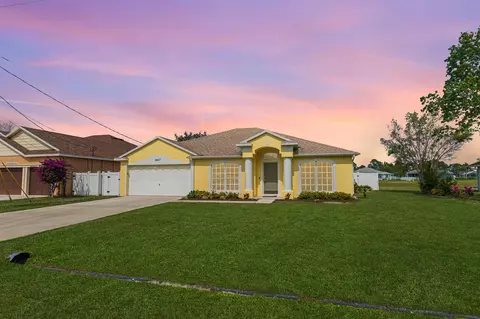 5857 NW Corso Ave, Port Saint Lucie, FL 34986