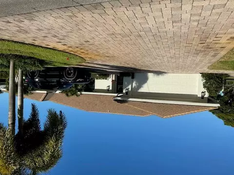 4589 S Lake Dr, Boynton Beach, FL 33436