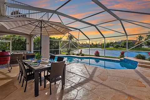 10672 St Thomas Dr, Boca Raton, FL 33498