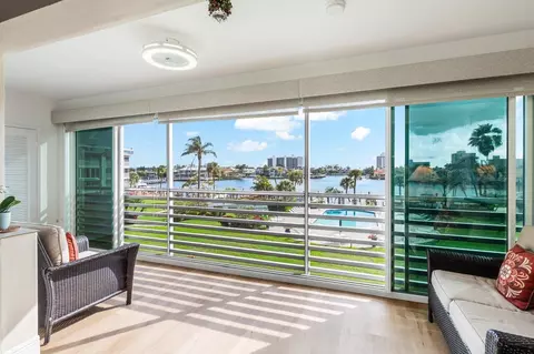 3411 Spanish Trl #321, Delray Beach, FL 33483