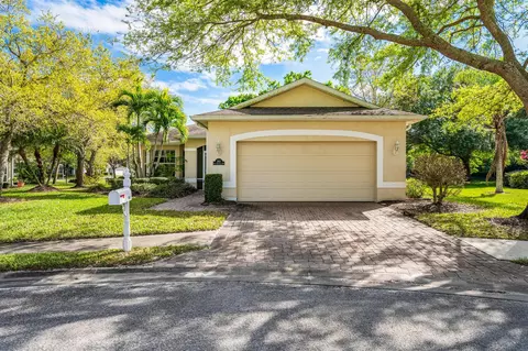 3811 Kitty Hawk Ln SW, Vero Beach, FL 32968