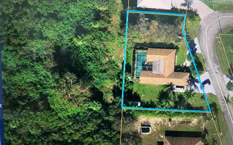 1704 Floral Dr, Juno Beach, FL 33408