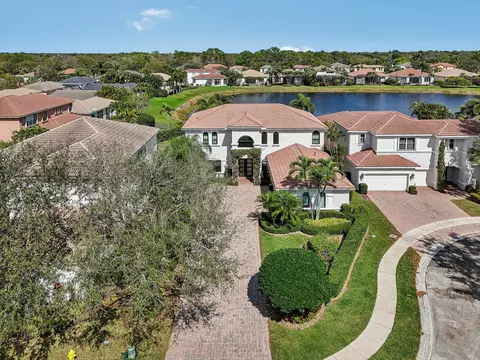 105 Alegria Way, Palm Beach Gardens, FL 33418