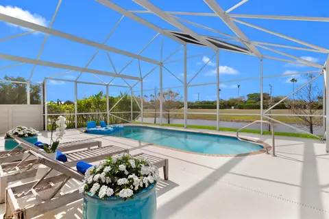 2423 Country Golf Dr, Wellington, FL 33414