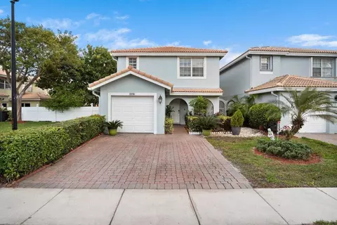 3316 Commodore Ct, West Palm Beach, FL 33411