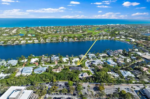 11763 Lake Shore Pl, North Palm Beach, FL 33408