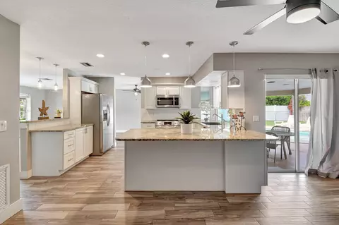 625 Sunshine Dr, Delray Beach, FL 33444