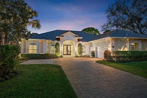13080 Sabal Chase, Palm Beach Gardens, FL 33418